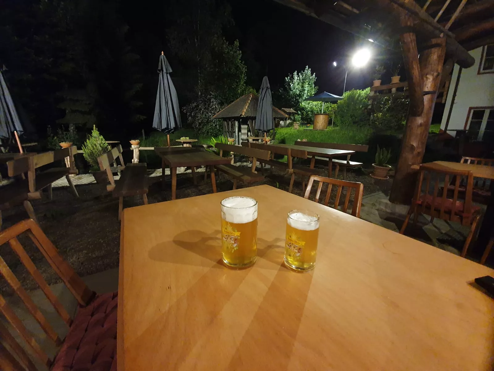 Abendstimmung im Biergarten